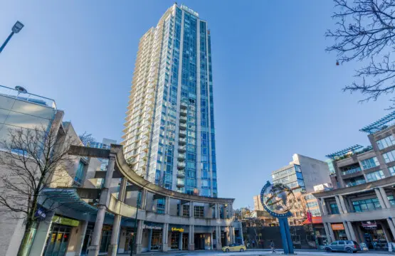 Urban Sophistication — experience modern skyrise living in downtown Vancouver, surrounded by world-class dining, culture, and waterfront charm.