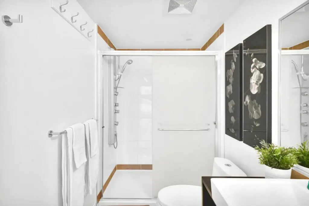 The second bathroom features a refreshing body jet shower — perfect for unwinding after a day of exploring Vancouver. Sleek finishes and thoughtful details create a serene space to relax and recharge in modern comfort.