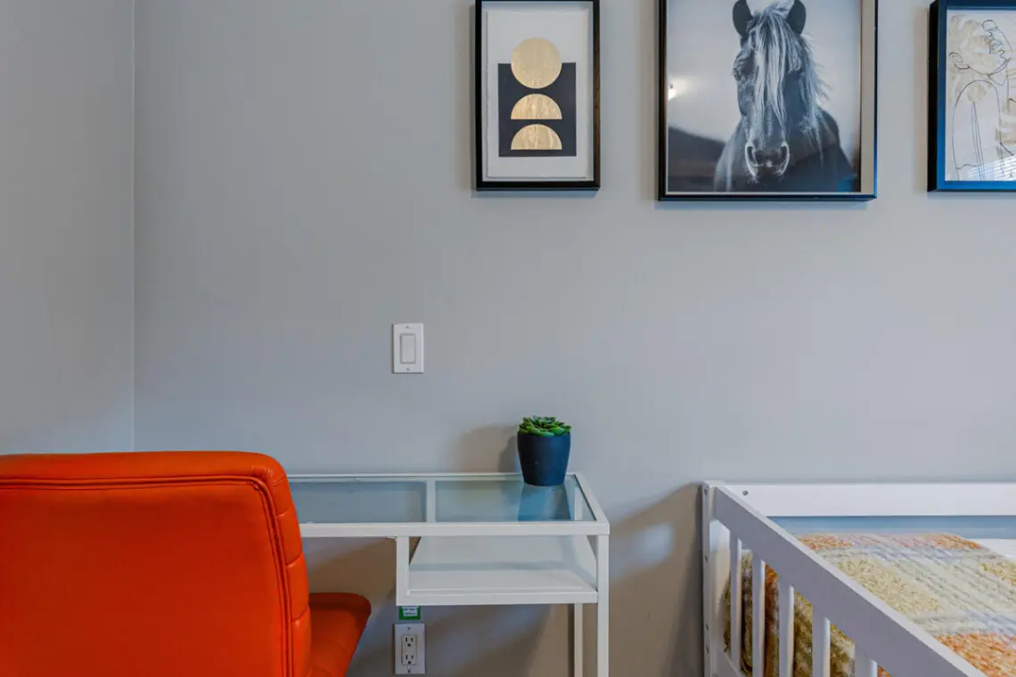 A bright and functional workspace accented with modern décor — ideal for catching up on work, journaling, or planning your next day of exploring Vancouver.