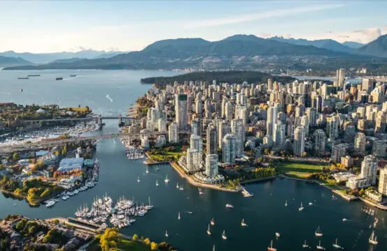 Downtown Vancouver is just a 30–45 minute drive away, offering world-class dining, shopping, and scenic waterfront views — the perfect day trip from your Delta retreat.