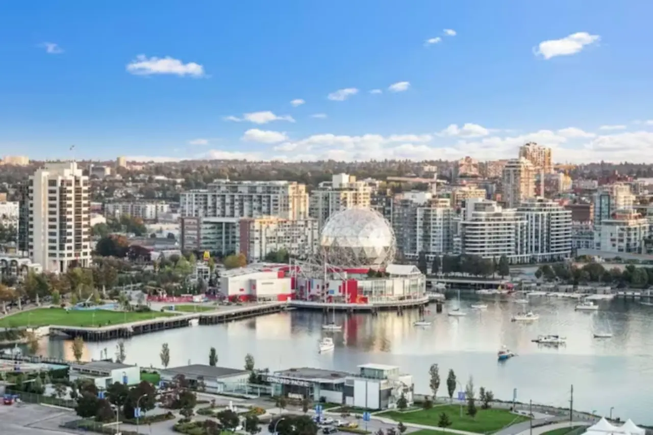 Take in breathtaking city and waterfront views, showcasing Vancouver’s vibrant skyline and iconic landmarks — the perfect backdrop to your urban getaway.