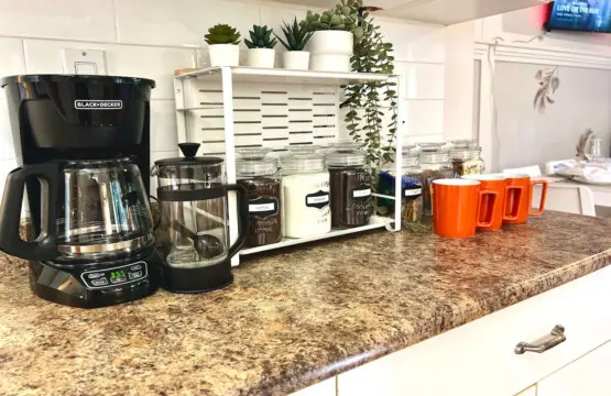 Start the day right with a fresh brew from the fully stocked coffee station. Guests can enjoy their favorite morning blend in the comfort of this cozy Vancouver suite.