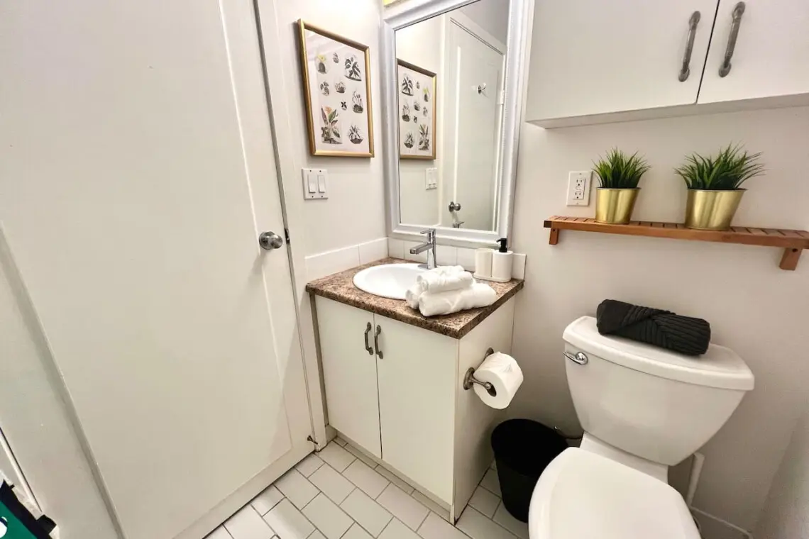 Bright and thoughtfully designed, this modern bathroom offers fresh towels, clean finishes, and calming touches — a refreshing part of your Vancouver stay.