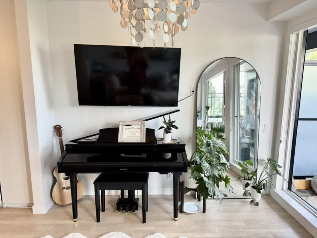 A cozy corner for music and reflection. Surrounded by greenery and sunlight, this piano nook is perfect for relaxing, playing, and letting creativity flow.