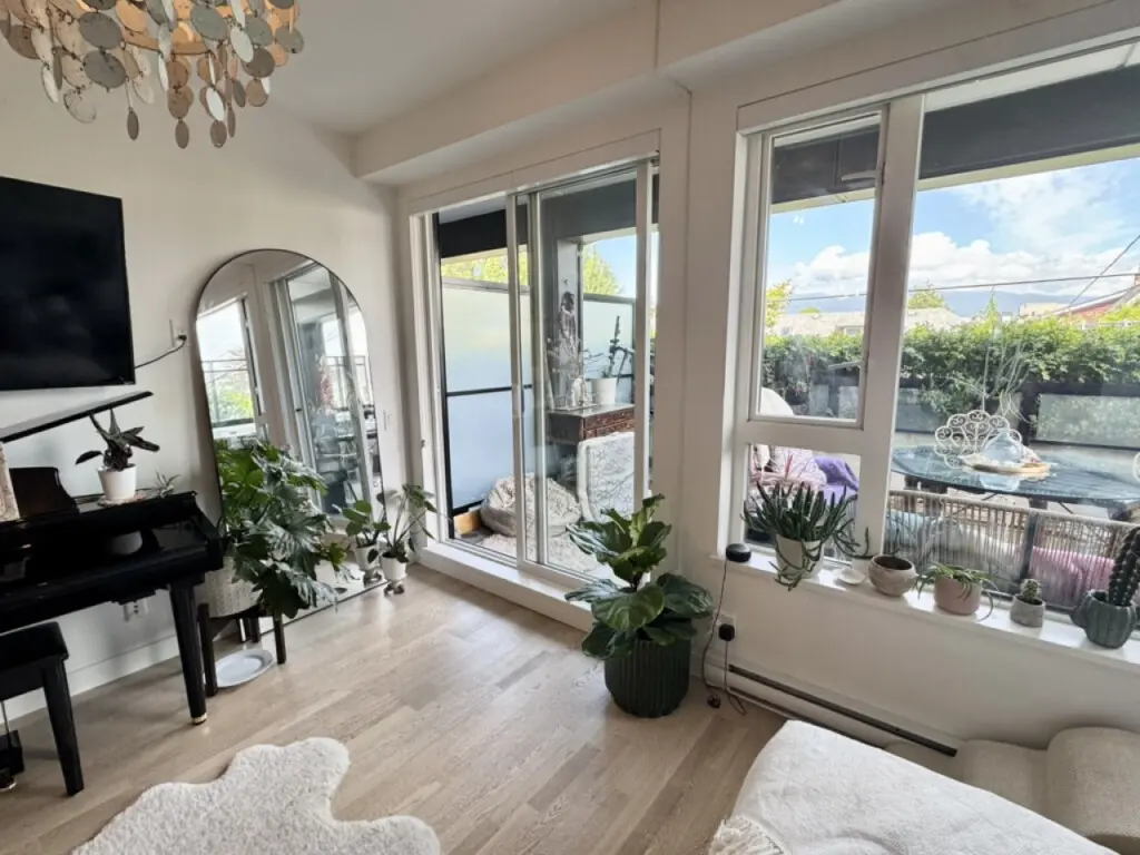 Where cozy corners meet waterfront serenity. From relaxing by the fire pit and soaking in the scenic views to unwinding in a sunlit, plant-filled living space, this is the perfect escape from the everyday hustle.