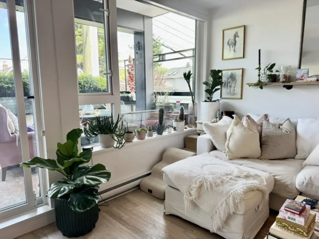Cozy vibes and natural light. Perfect spot to relax, read, or enjoy your morning coffee while feeling connected to the outdoors.